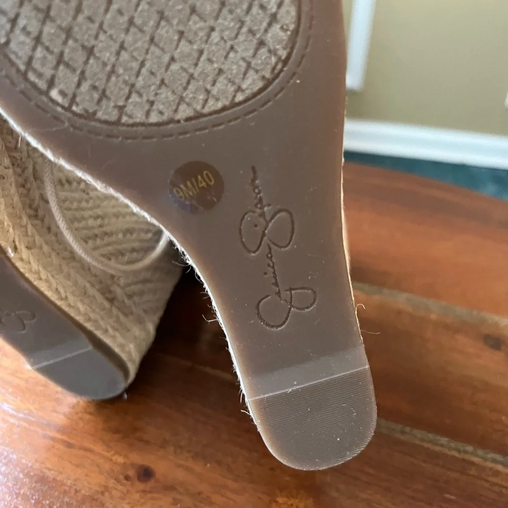 Jessica Simpson Beige Espadrille Platform Lace-Up Zilkio Sandal